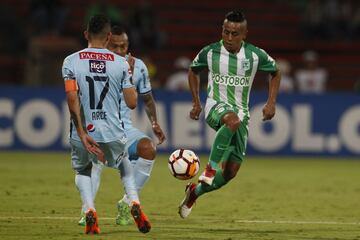 Nacional derrotó 4-1 a Bolívar con doblete de Dayro Moreno y goles de Gonzalo Castellani y Vladimir Hernández. Lideran el Grupo B de la Copa Libertadores con 9 puntos.