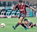 Ronaldinho y Pato salvan a Leonardo ante el Roma