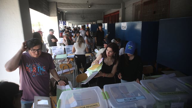 Elecciones Chile 2024: estos son los candidatos a Gobernador y CORE en la Región Metropolitana y a qué partidos representan