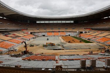 Obras en el estadio de La Cartuja. 
