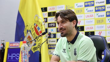 Campaña, con Las Palmas,