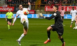 El Athletic sobrevive al disparate