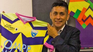 Jorge Campos presentó su inolvidable jersey versión 2018