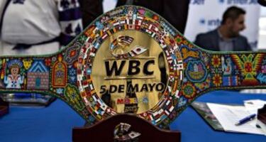 Canelo nunca estará entre los mejores boxeadores mexicanos: expertos