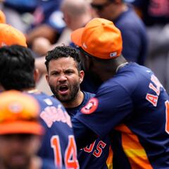 Así quedaría line up de Astros con Altuve como Jardinero Izquierdo, si Bregman se queda