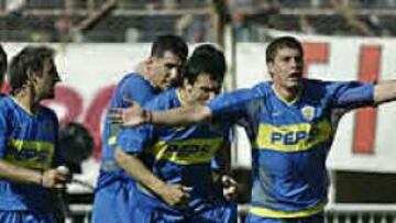 <B>ABRE LA LATA.</b> Después de 37 minutos de continuo ataque boquense, Sebastián Battaglia ha logrado el 0-1 en un partido dominado de principio a fin por BOca.