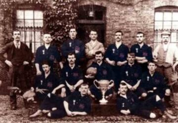 The original Thames Ironworks FC team
