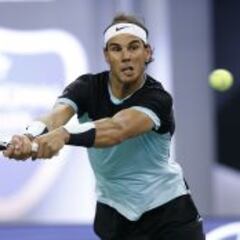 Nadal tapona a Karlovic y se cita con otra torre, Milos Raonic