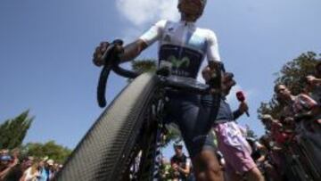Nairo Quintana antes de la salida de la und&eacute;cima etapa del Tour de Francia.