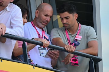 Zinedine Zidane, Veronique Zidane y Enzo Zidane durante el Gran Premio de Mónaco de la Fórmula 1.