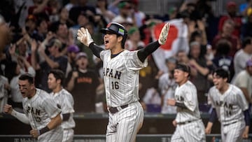 Miami (United States), 20/03/2023.- Japanese player Shohei Ohtani celebrates after winning during the 2023 World Baseball Classic semifinals match between Mexico and Japan at loanDepot park baseball stadium in Miami, Florida, USA, 20 March 2023. (Japón, Estados Unidos) EFE/EPA/CRISTOBAL HERRERA-ULASHKEVICH