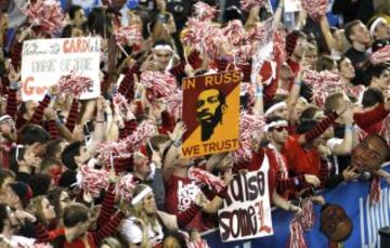 Los hinchas de Los Cardinals de Louisville, nuevo campe&oacute;n de la NCAA.