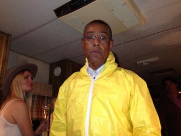 El destacado actor que interpretó a Gustavo Frings disfrazado con el traje para cocinar meta