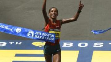 La maratoniana keniana Rita Jeptoo, descalificada por dopaje.