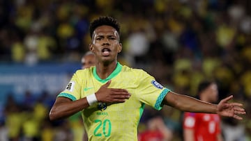 Soccer Football - World Cup - CONMEBOL Qualifiers - Brazil v Chile - Estadio Maracana, Rio de Janeiro, Brazil - September 4, 2025 Brazil's Estevao celebrates scoring their first goal REUTERS/Sergio Moraes