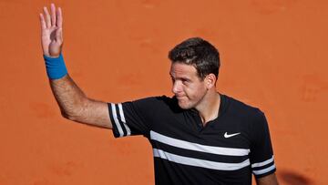 Tennis - French Open - Roland Garros, Paris, France - May 31, 2018   Argentina&#039;s Juan Martin del Potro celebrates winning his second round match against France&#039;s Julien Benneteau   REUTERS/Charles Platiau