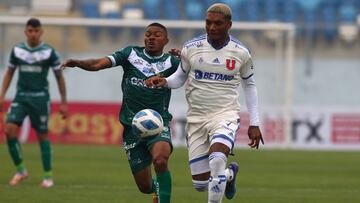 General Velasquez vs Universidad de Chile, tercera ronda, Copa Chile 2022
El jugador de Universidad de Chile Junior Fernandes controla la pelota durante el partido contra General Velasquez durante el partido de Copa Chile realizado en el Estadio El Teniente de Rancagua, Chile.
19/06/2022
Jorge Loyola/Photosport
Football, General Velasquez vs Universidad de Chile.
3rd phase, 2022 Copa Chile.
Universidad de Chile's player Junior Fernandes controls the ball during the Copa Chile match held at the El Teniente stadium
Rancagua, Chile.
19/06/2022
Jorge Loyola/Photosport