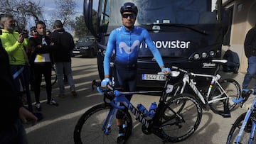 Mikel Landa posa antes de tomar la salida en la primera prueba de la Challenge de Mallorca.