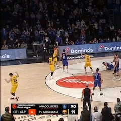 La "churrigueresca" canasta del Barça para ganar en la prórroga
