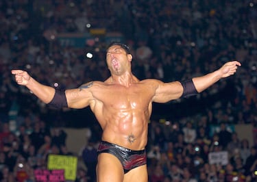 Batista durante Wrestle Mania XX en el Madison Square Garden de Nueva York, Estados Unidos, el 14 de marzo de 2004.