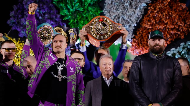 Todo listo para la gran revancha: Usyk y Fury dan el peso