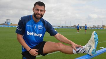 Duarte, en los ejercicios de estiramiento en Ibaia de la presente semana.