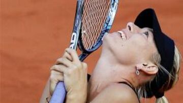 Sharapova se mete en la final y recupera el número 1