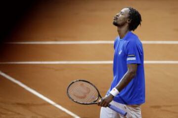 A Gael Monfils no le costó derrotar a Roger Federer en el segundo duelo de la final. Fue por 6-1, 6-4 y 6-3.