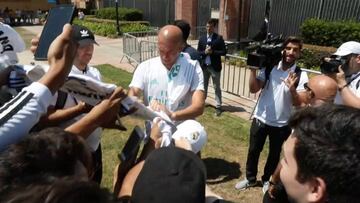 Locura en UCLA con el Real Madrid: "?Zizou, Zizou, Zizou!"