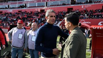 Garitano, con el entrenador del Girona Míchel.