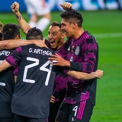 México derrota 2-1 a Islandia en partido amistoso
