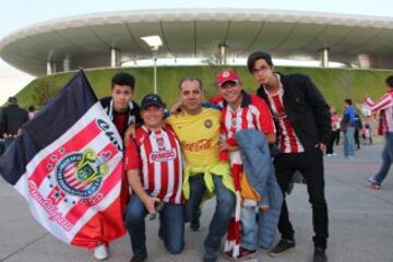 Fans en el Chivas vs América