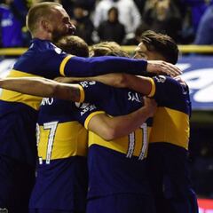 Tevez y Salvio le dieron la victoria a Boca ante Aldosivi