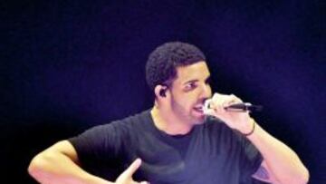 Drake, durante su actuaci&oacute;n en un festival de Toronto al que asisti&oacute; su amigo Kevin Durant.