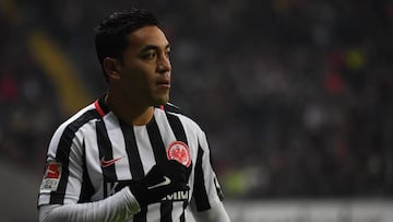 Lesión marginaría del campo a Marco Fabián un largo tiempo