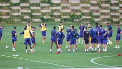 La plantilla del Rayo, durante un entrenamiento.