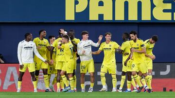 Los jugadores del Villarreal celebran una victoria.