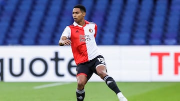 ROTTERDAM, NETHERLANDS - SEPTEMBER 15: Marcos Lopez of Feyenoord Rotterdam Controls the ball during the UEFA Europa League group F match between Feyenoord and SK Sturm Graz at Feyenoord Stadium on September 15, 2022 in Rotterdam, Netherlands. (Photo by Raymond Smit/NESImages/DeFodi Images via Getty Images)