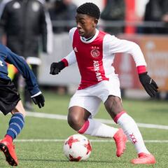 Ajax y Sparta de Rotterdam unirán sus canteras