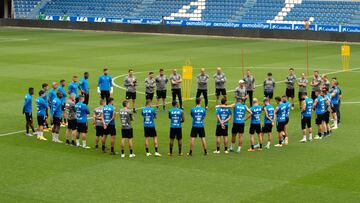 Charla de García Plaza en Mendizorroza con el Alavés. Alaves