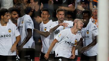 Castillejo y Lato son los dos futbolistas con mejor valor de finalización del Valencia.