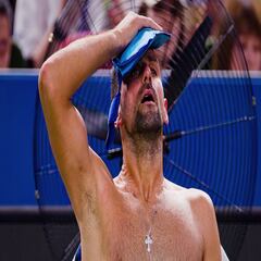 “Do you want a player to die on court?” – Rune and Djokovic demand change after Shanghai heat crisis