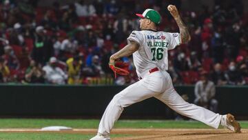 Héctor Velázquez durante un partido con el equipo mexicano
