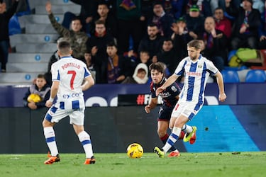 Darko, redebut para ser diferencial