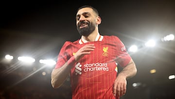 LIVERPOOL (United Kingdom), 26/02/2025.- Mohamed Salah of Liverpool looks on during the English Premier League match between Liverpool FC and Newcastle United, in Liverpool, Britain, 26 February 2025. (Reino Unido) EFE/EPA/ADAM VAUGHAN EDITORIAL USE ONLY. No use with unauthorized audio, video, data, fixture lists, club/league logos, 'live' services or NFTs. Online in-match use limited to 120 images, no video emulation. No use in betting, games or single club/league/player publications.