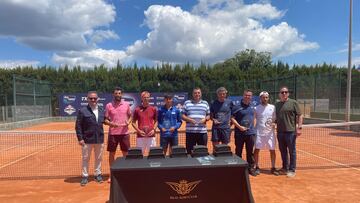 Imagen de la entrega de premios del XV Open de Mayo Real Aero Club de Córdoba, torneo del circuito IBP Tenis Pro