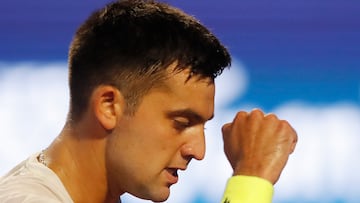 Barrios le da una alegría a Chile: gana un título y sube más de 40 puestos en el ranking ATP