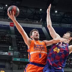 Mirotic y el Barça ya esperan al Madrid en la final de la Supercopa