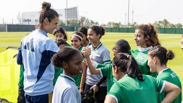 Montse Tomé lidera los cursos de la RFEF en Arabia Saudí