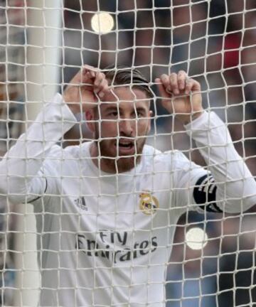 Age: 30
Cost: €27m
Value: €40m
Contract expires: 2020
Goals: 15-16: 2 (32)